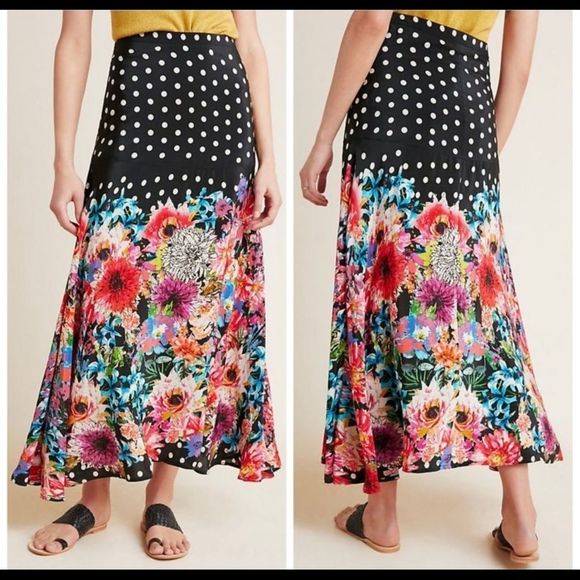 Maxi skirt  - Picture 1 of 8